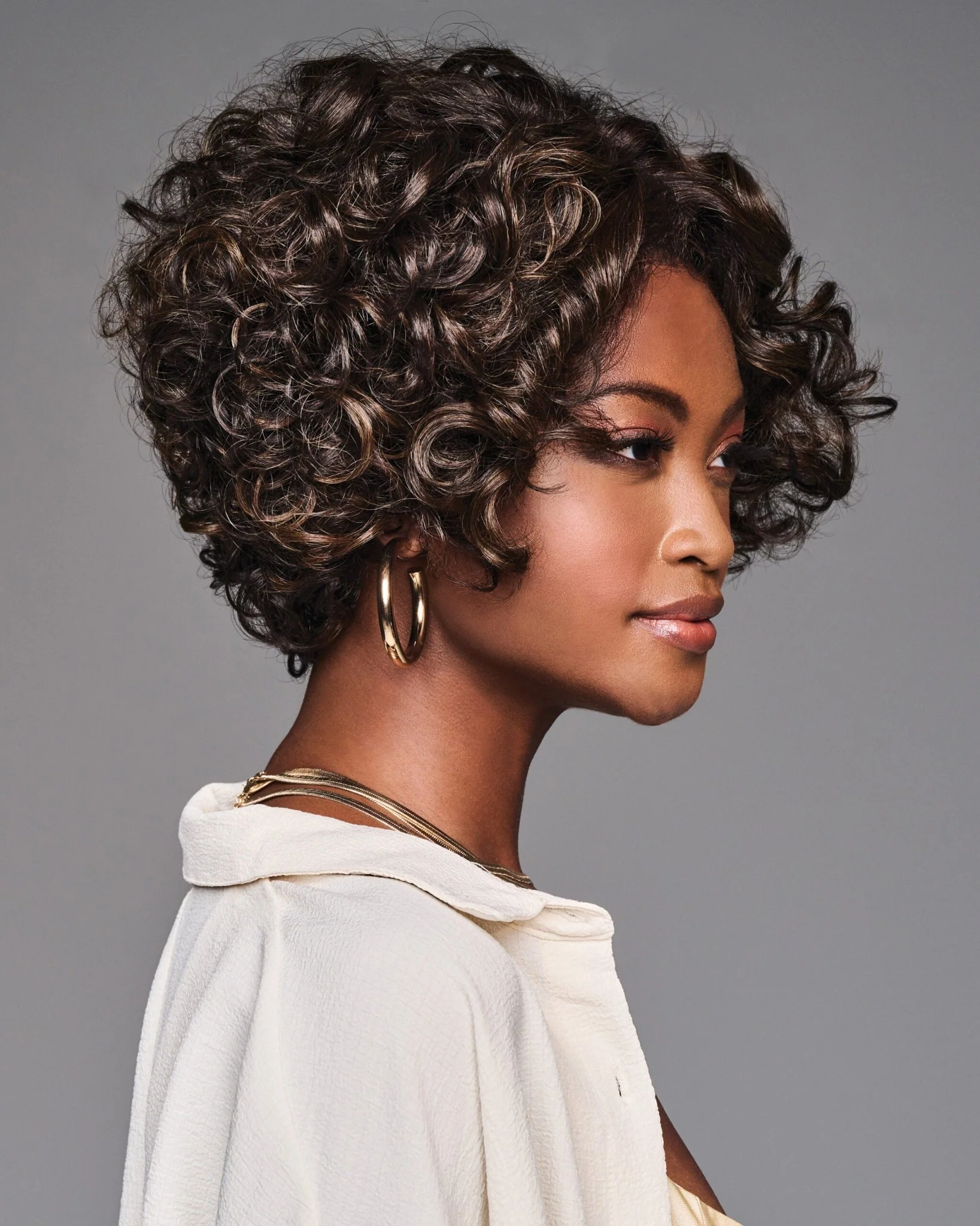 Tierra Short Curly Bob Lace Front Wig by Kim Kimble - Image 2