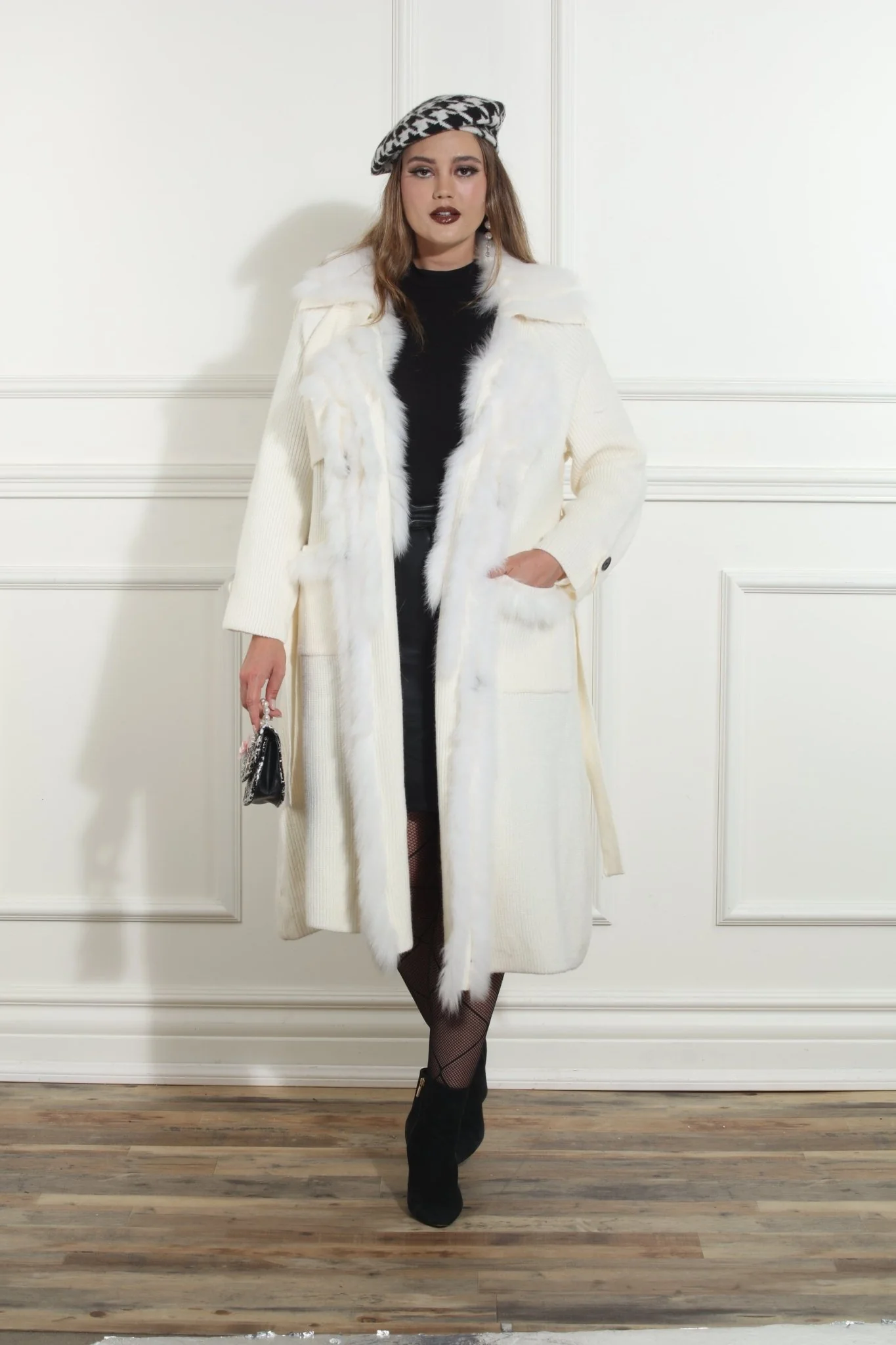Luxe Moda,  - Style LM-490 - Image 11
