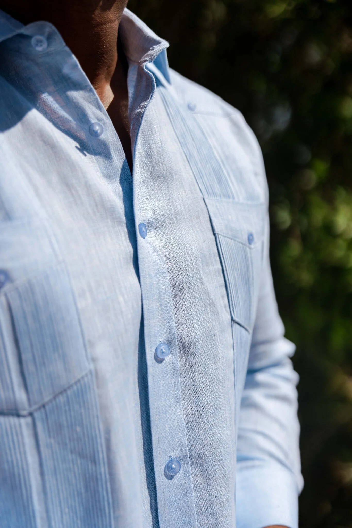 Men's 100% Linen Two-Pocket Design Guayabera Shirt Long Sleeve - Image 10