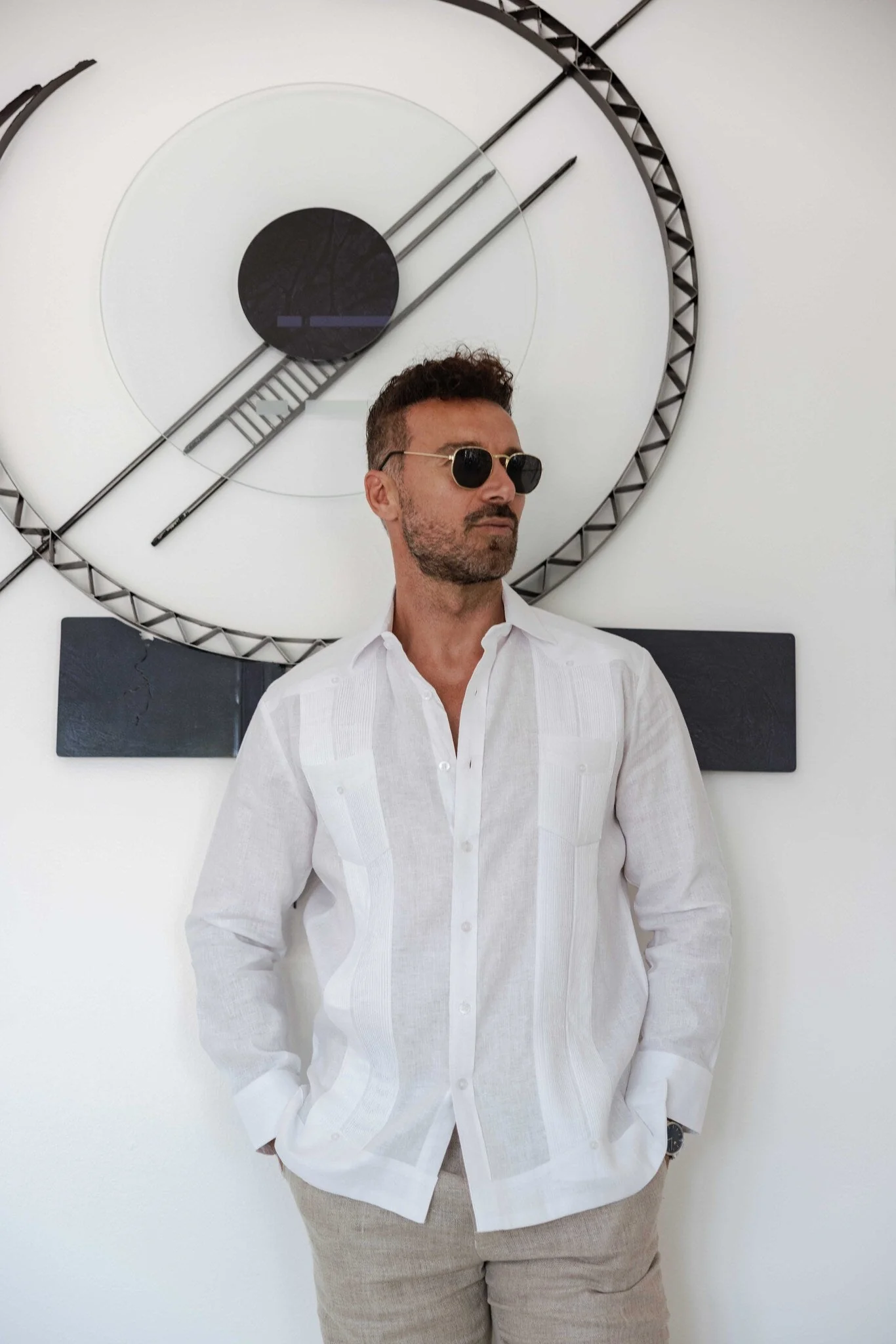 Men's 100% Linen Two-Pocket Design Guayabera Shirt Long Sleeve - Image 40
