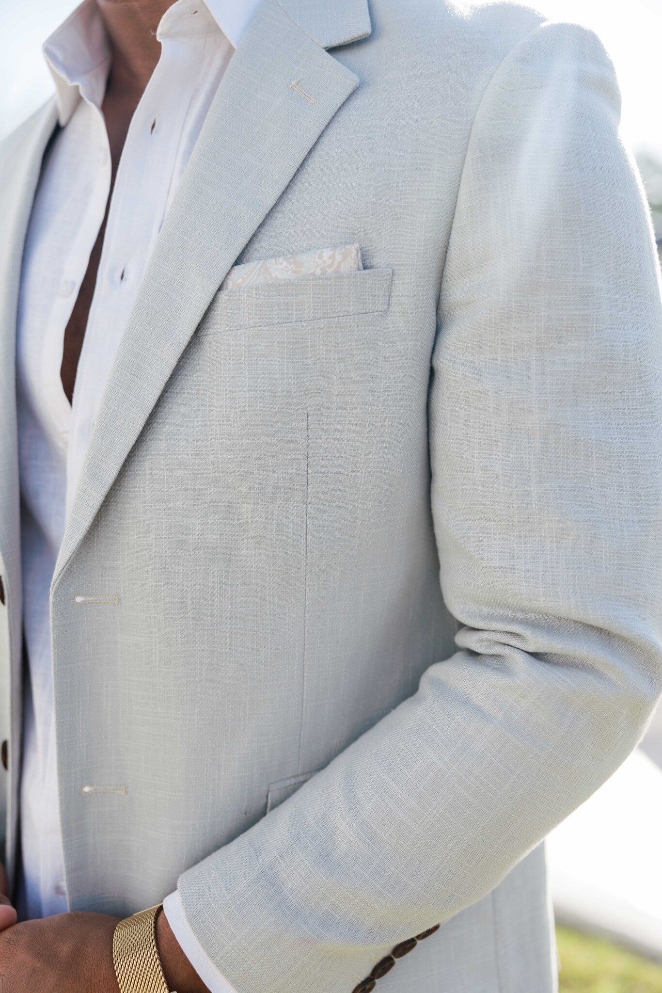 Men's Textured Linen Blend Suit - Image 11