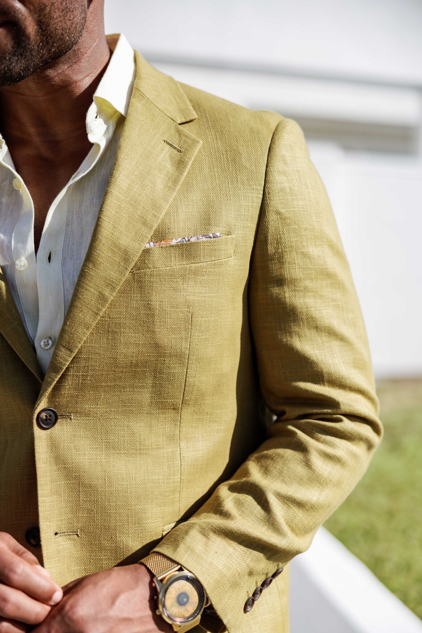 Men's Textured Linen Blend Suit - Image 16
